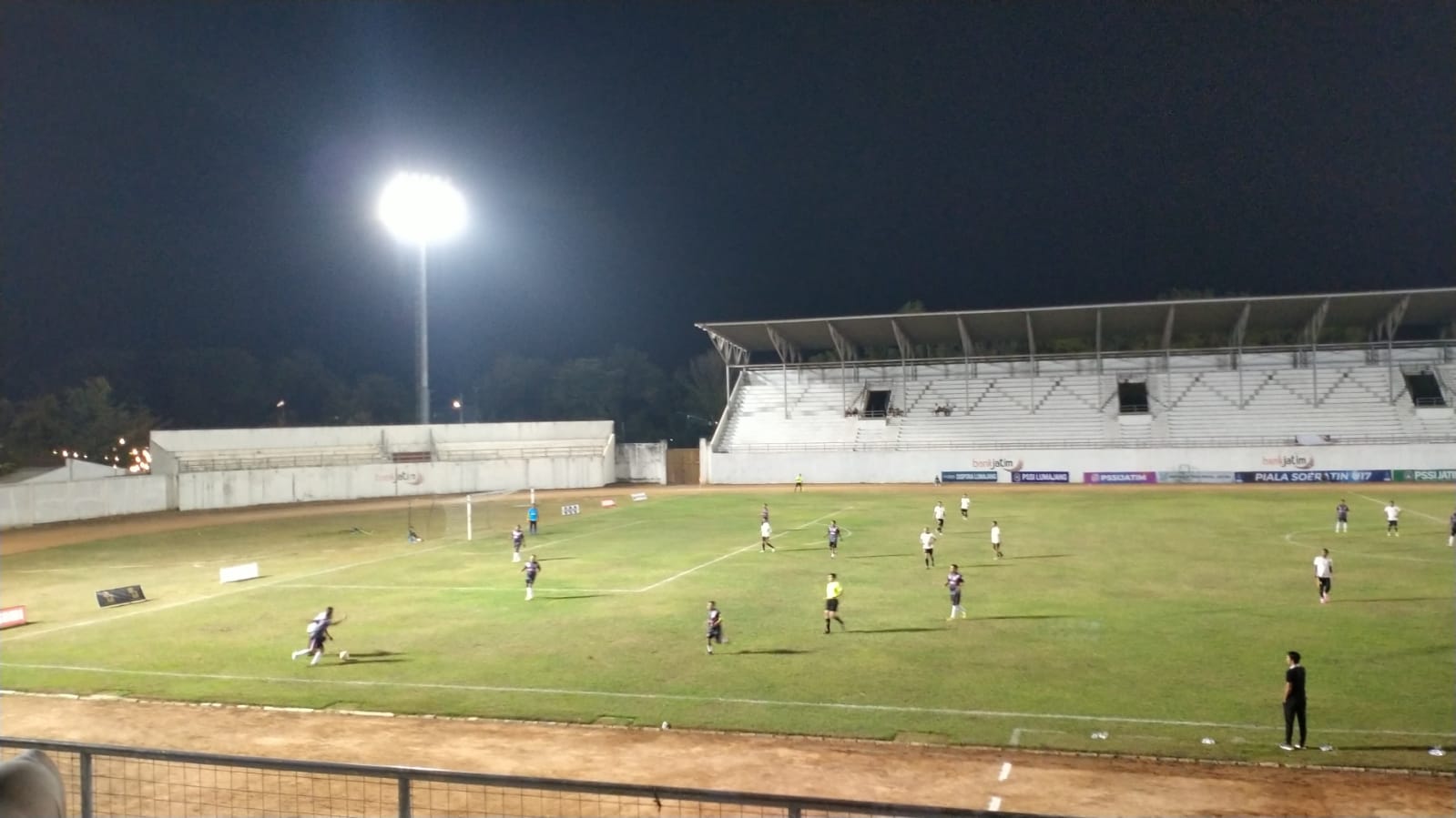 Laga PKDI Lumajang Vs PKDI Jember Seru, Wasit Usir Pemain PKDI Jember